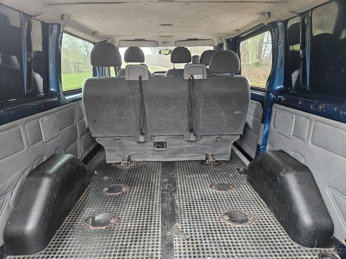 Ford Transit 2.2 TDCI 63kw 6 míst klima 2007 - 12
