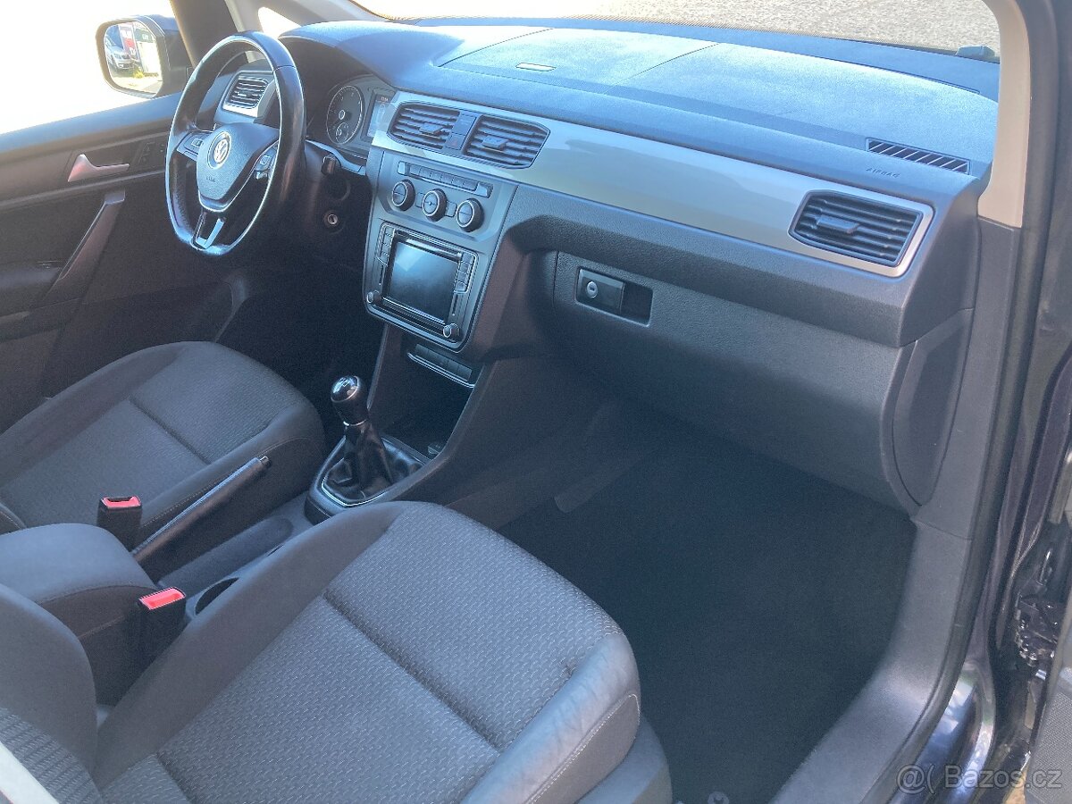 VOLKSWAGEN CADDY MAXI 2,0 TDi 7míst, multif.volant - 12