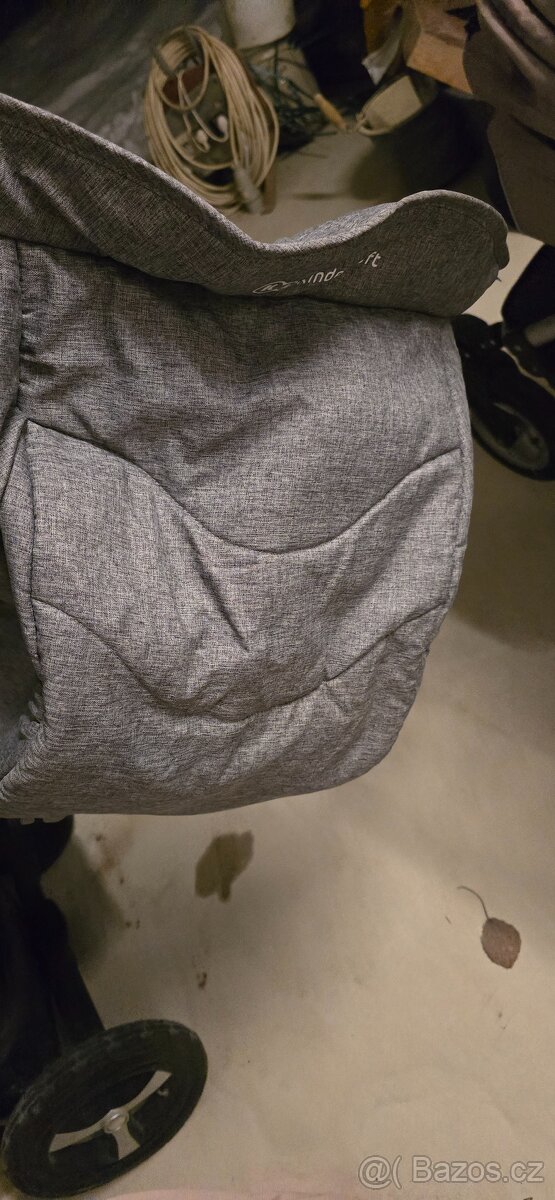 Kočárek Husky winter edition - 12