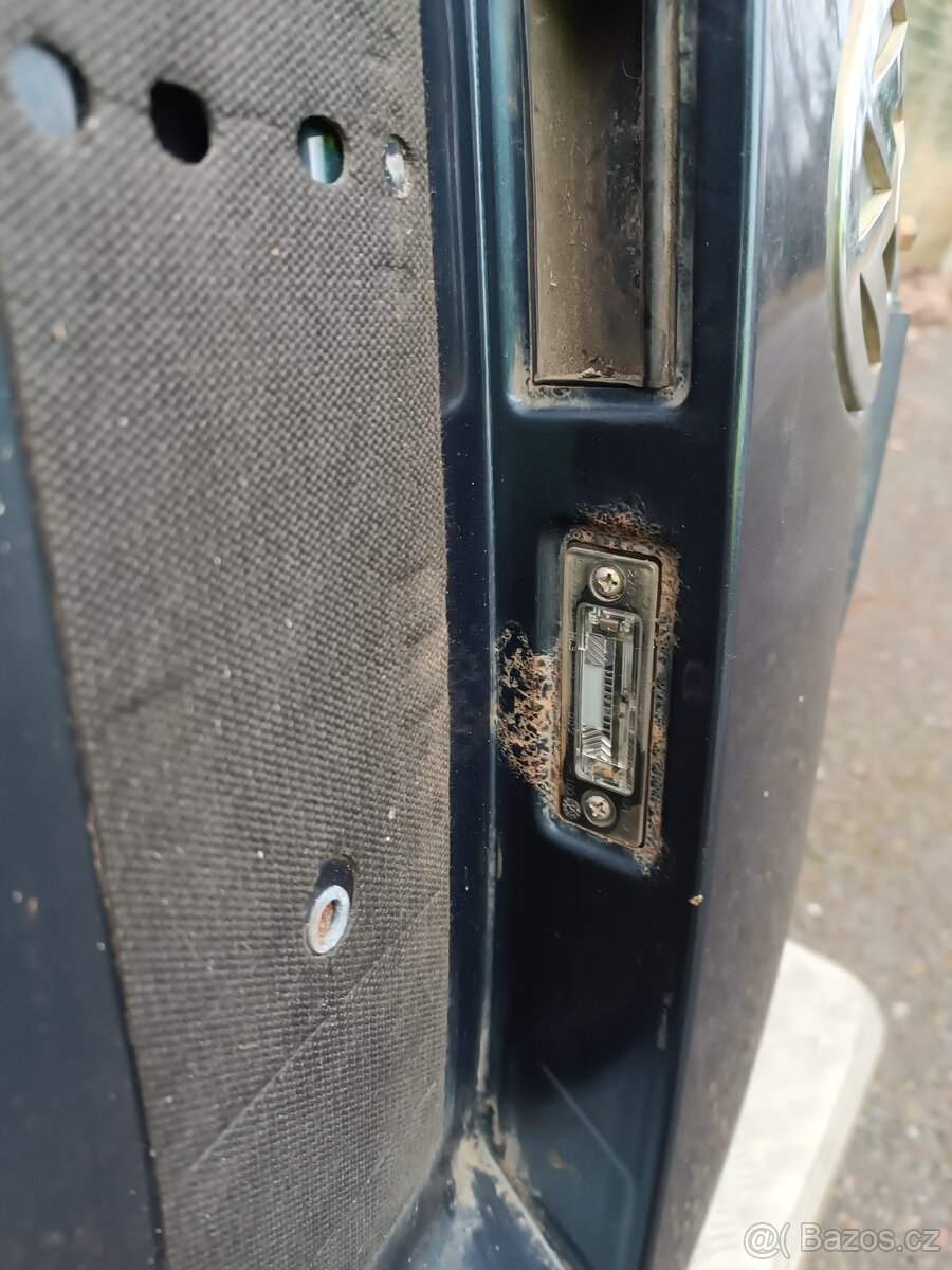 VW Golf 5 plus - páté dveře, viko kufru - 12