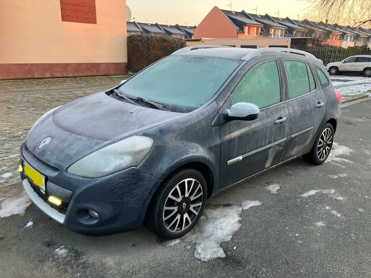 Renault Clio 2012 kombi 1.2 16v FL - 12