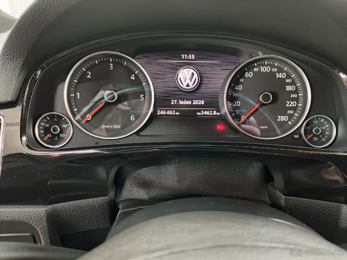 VW Touareg 3.0 tdi - 12