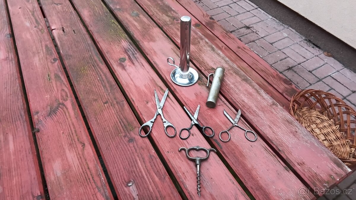 Starý stromek,pohledy ,nůžky a jiné . - 12