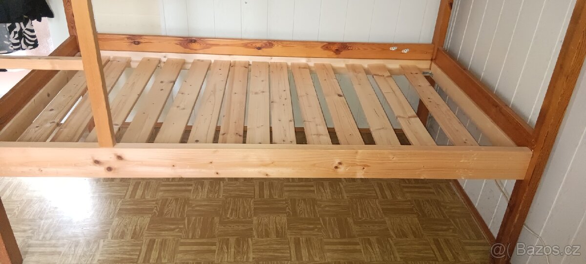 Dřevěná palanda - 12