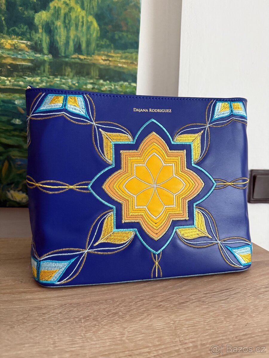 Sara Iris kožená vyšivaná kabelka Dajana Rodriguez - 12