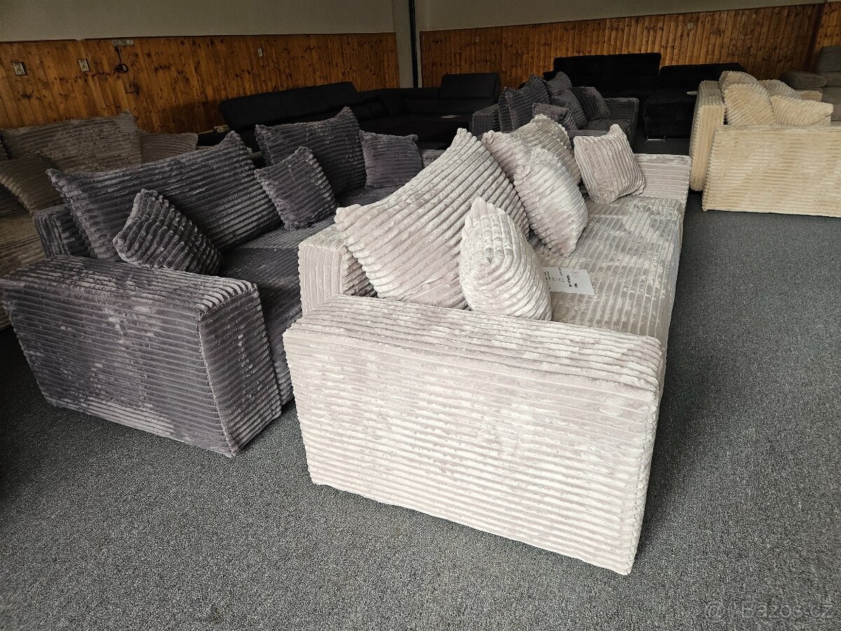 GAUČÍK ROZKLÁDACÍ - 12