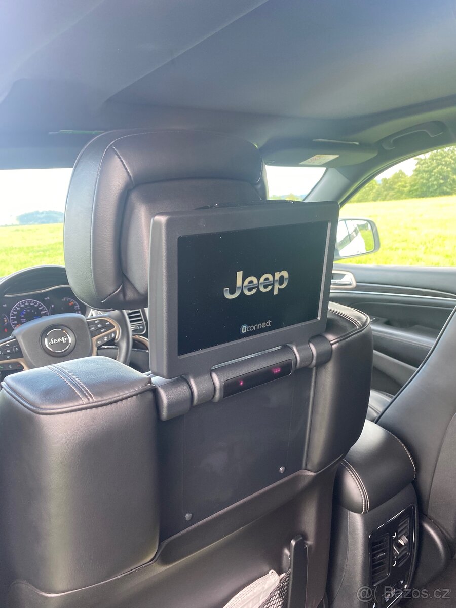 Jeep Grand Cherokee Overland 2018 - 12
