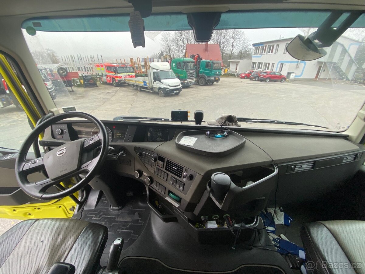 VOLVO FH 540, 6x4(2) zvedačka - tahač návěsu - 12