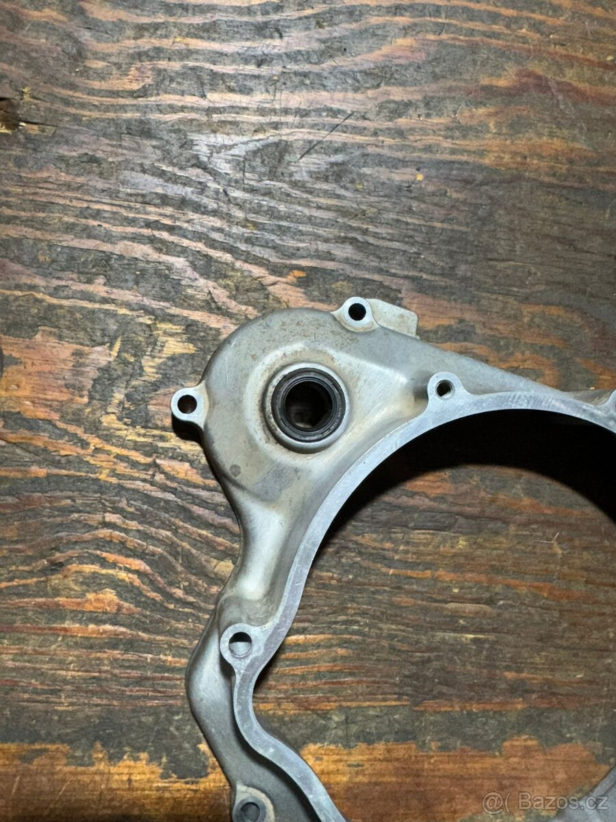 půlkarter spojky kryt víko čtvrtka koše suzuki rm 125 - 12