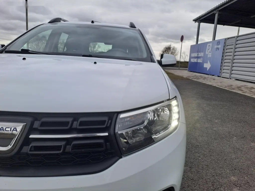Dacia Logan, 1.0SCE MCV 1.MAJITEL,PĚKNÉ - 12