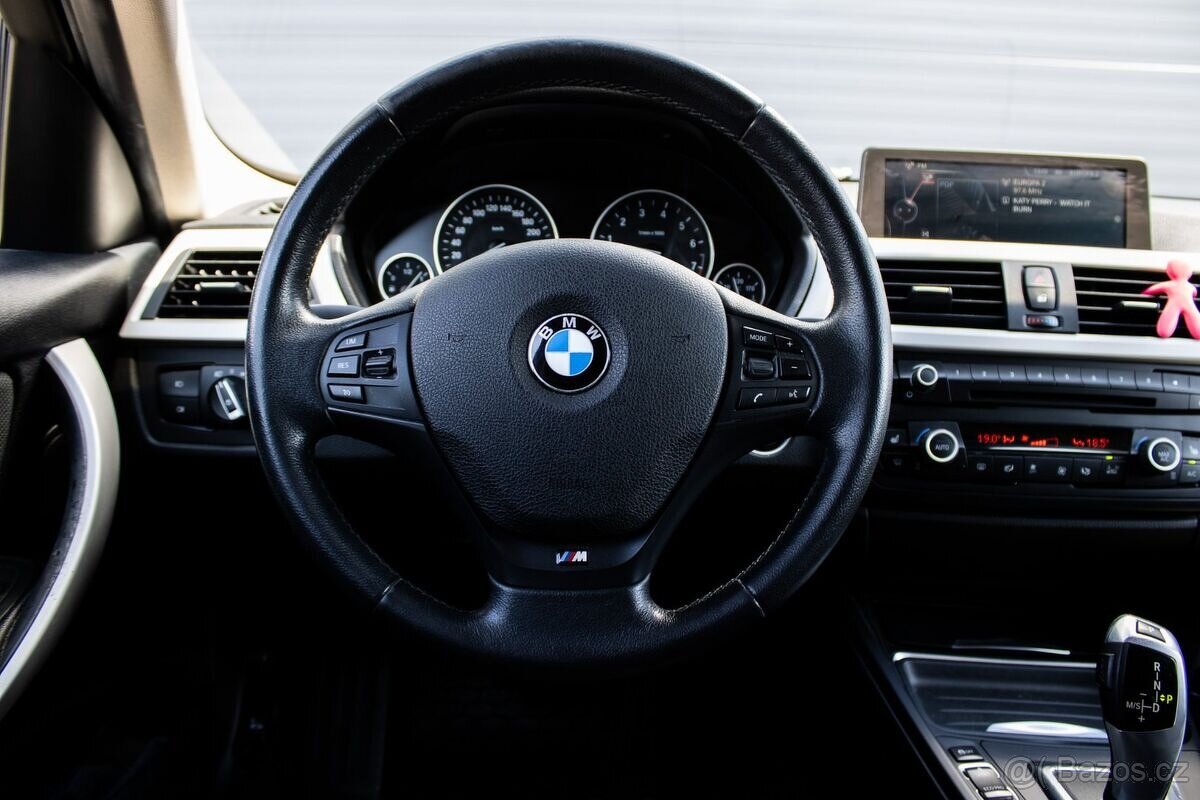 BMW 320i xDrive A/T, 135kW (2015) - 12
