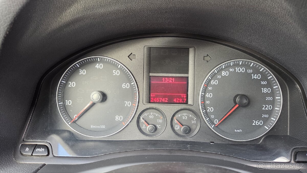 GOLF 5 1.6i 75kw - 12