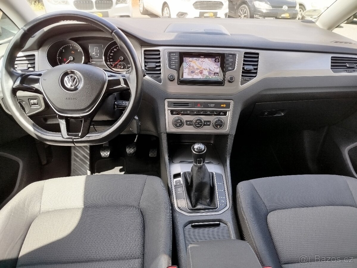 VW Golf SPORTSVAN 2.0 TDi 110kW, r.v.7/2014,najeto 114.984km - 12