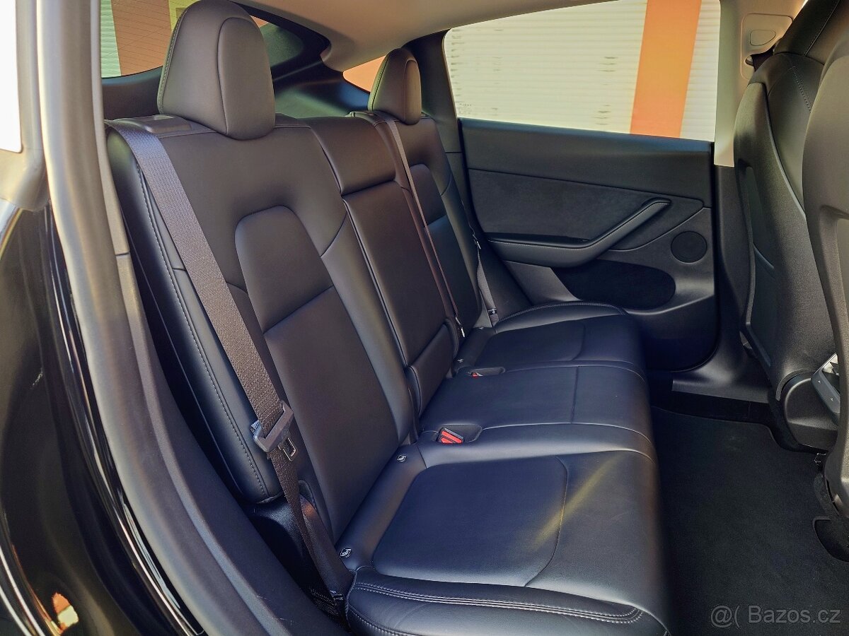 Tesla Model Y 2023 Standard Range 220 kW - 12