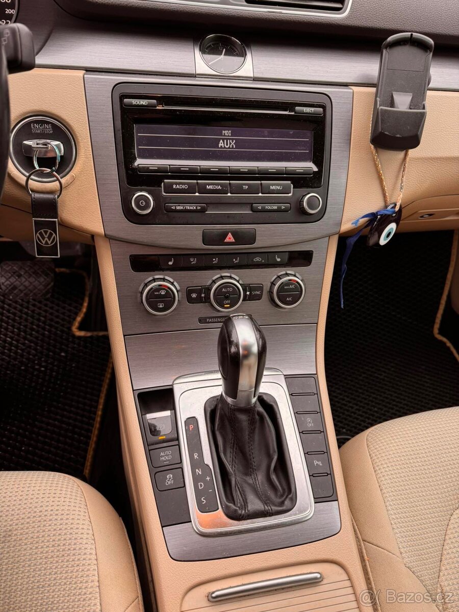 Volkswagen Passat B7 2.0 TDI DSG, 2012 - 12