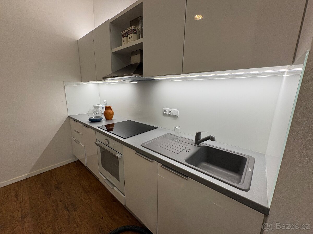 Unín - Dlhodoby prenájom - 12