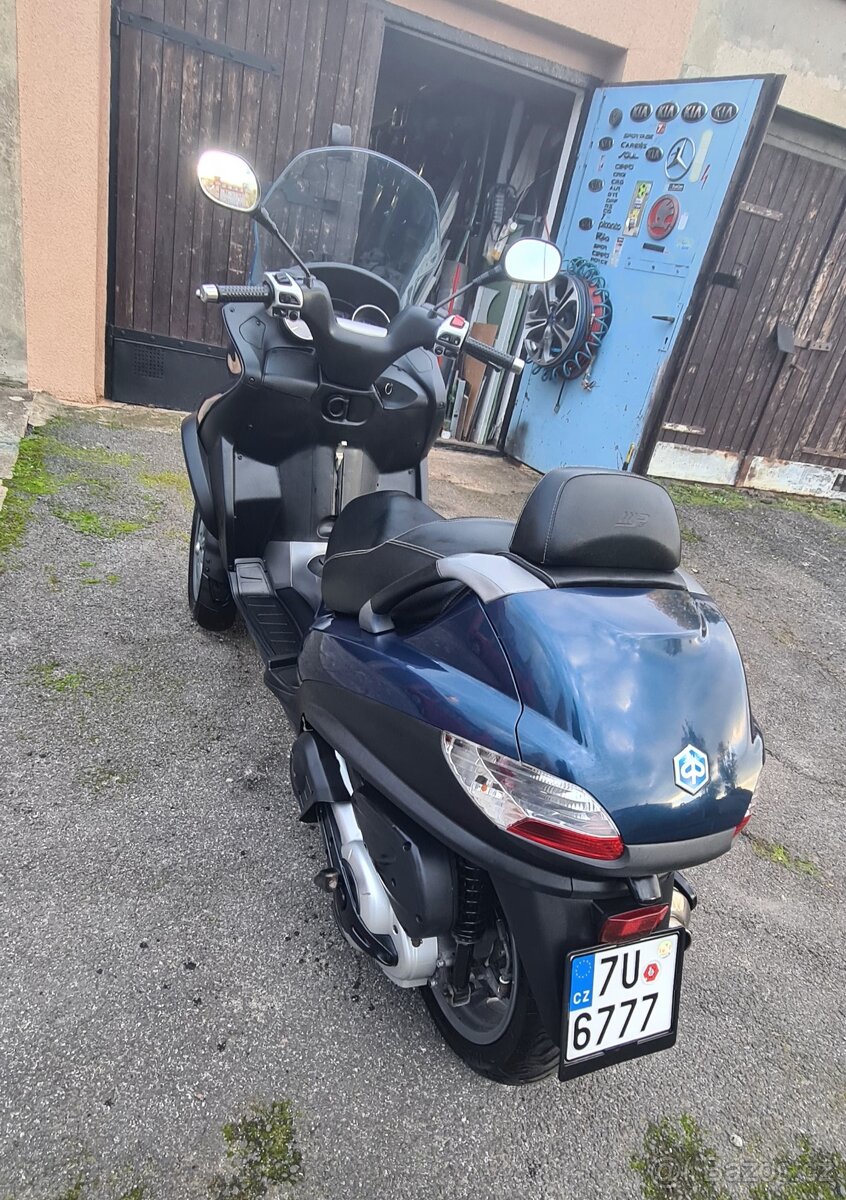 Piaggio Mp3 - 12