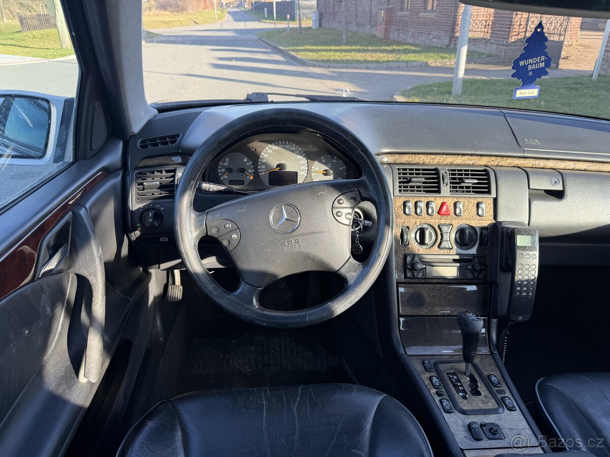 Mercedes Benz E 2.7cdi 125kw +TOP STAV+ - 12