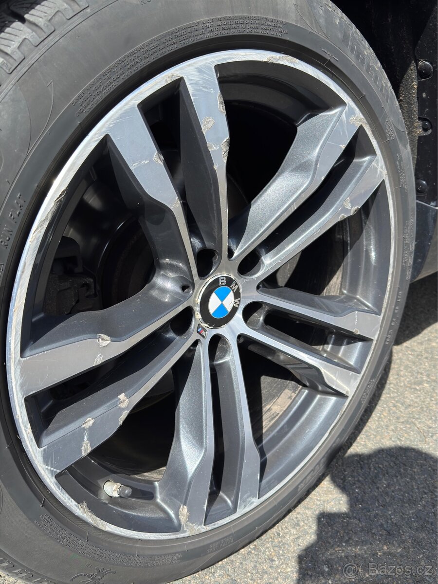 BMW X5 F15 M50D 280KW rok 2015 - 12