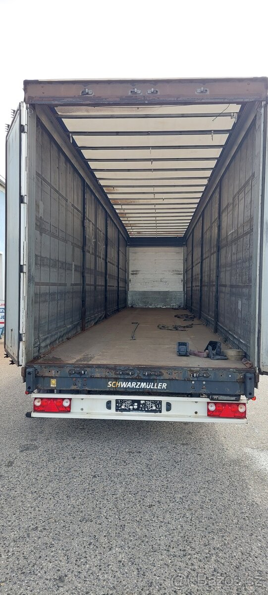 Schwarzmuller Lowdeck - 12