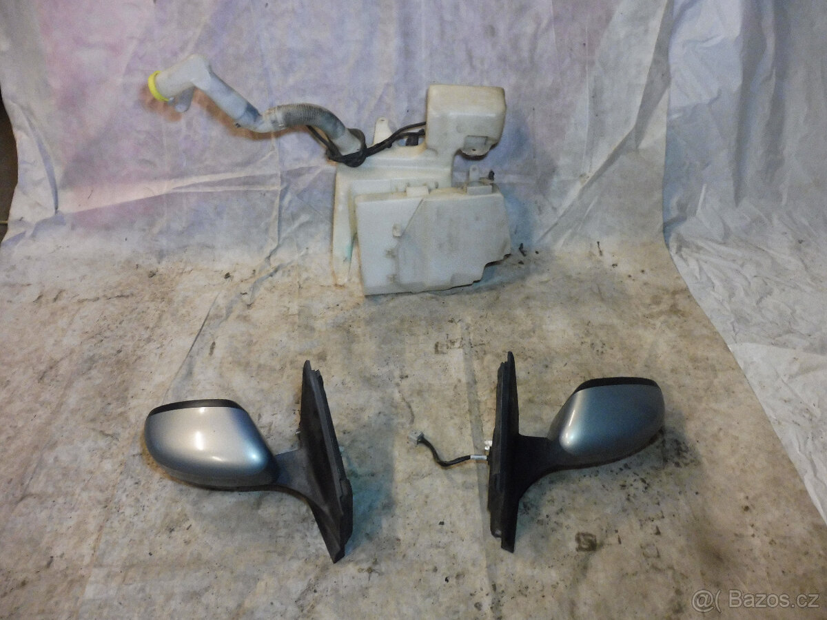 Prodám díly z nebouraného FORDU MONDEO 2,0i16V, rv:2008 - 12