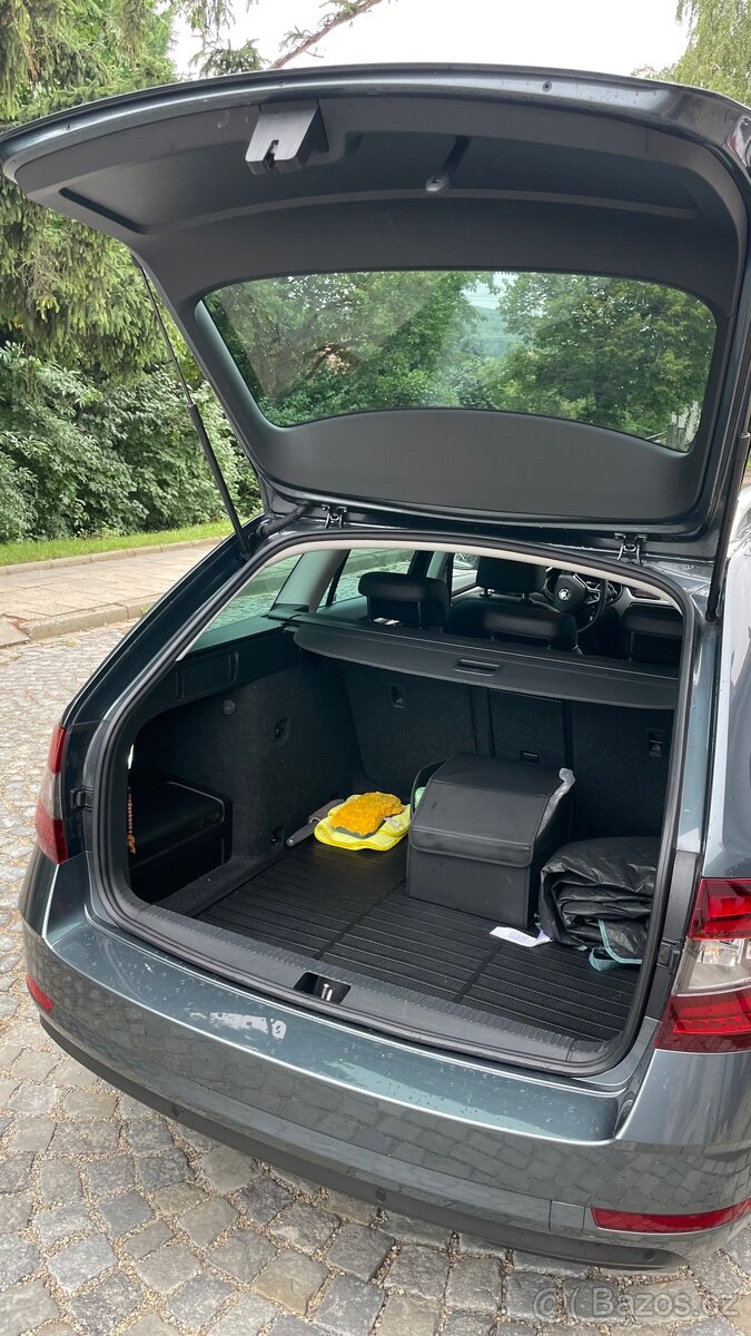 Škoda Octavia 1.6 TDi, 85 kw, top výbava, automat - 12