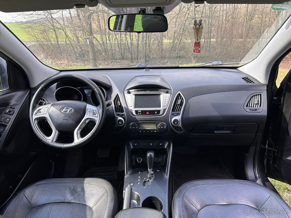 Hyundai ix35 - 12