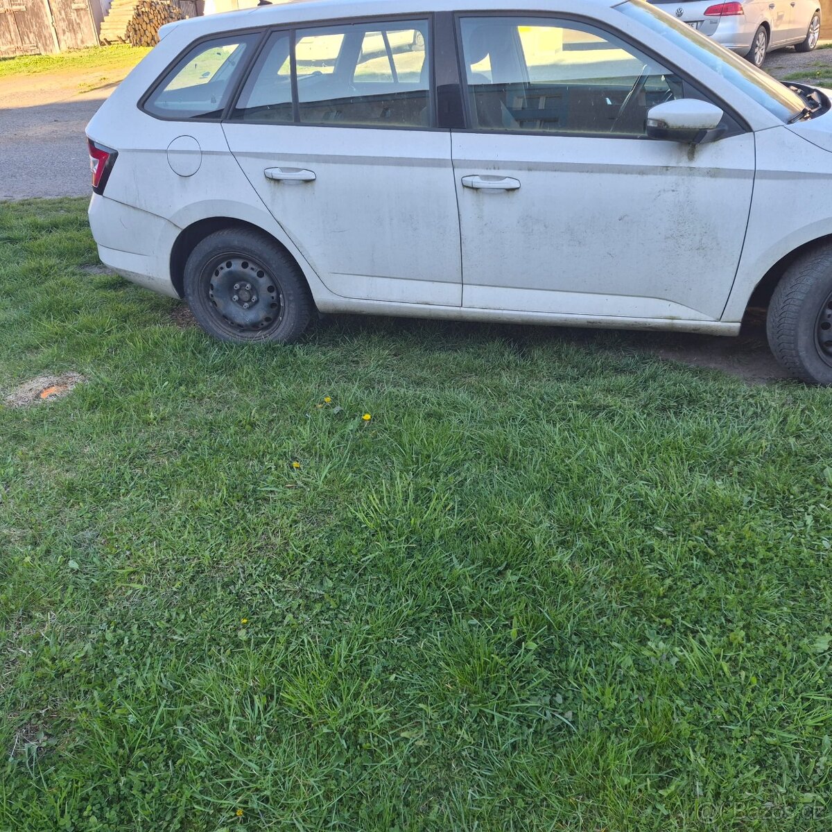 Fabia 3 - 12
