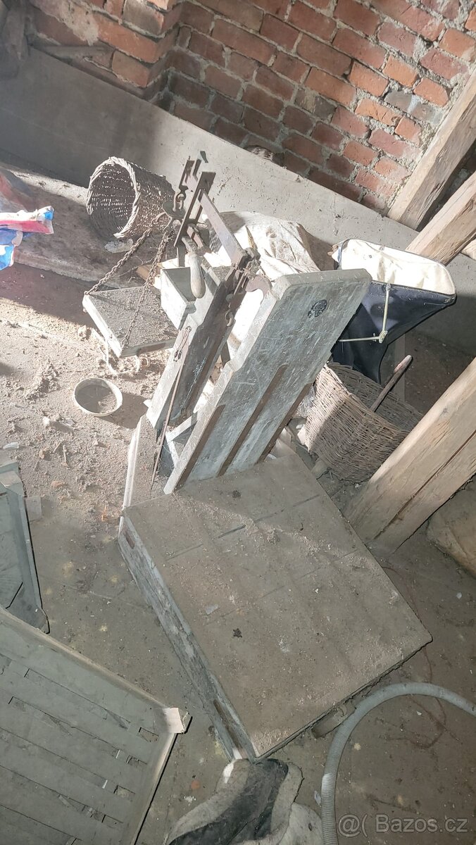 retro věci kočárek, pohledy... - 12