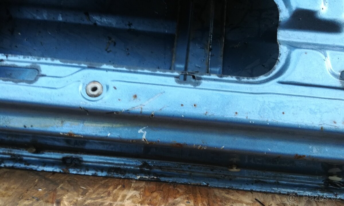 Levé dveře Mitsubishi Pajero 1 - 12