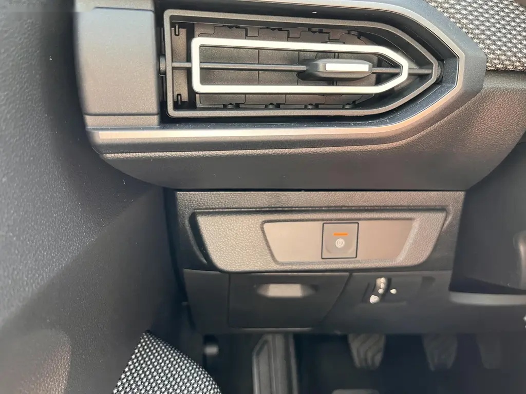 Dacia Jogger, Expression TCe 110 5 míst - 12