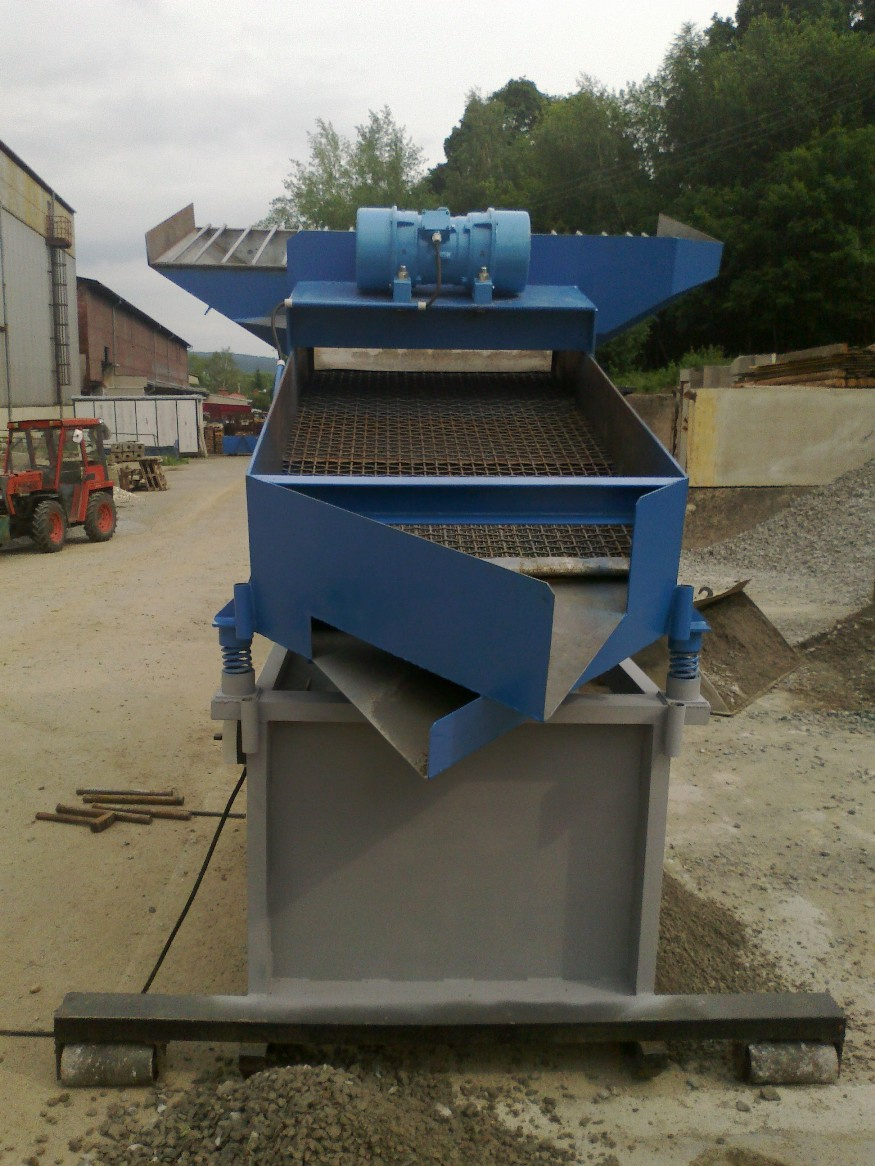 Třídič (katr) na kompost, hlíni, sute atd - 12