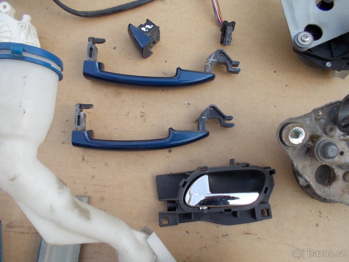 Díly 2. Peugeot 407 SW 2.0HDI 100kw - 12