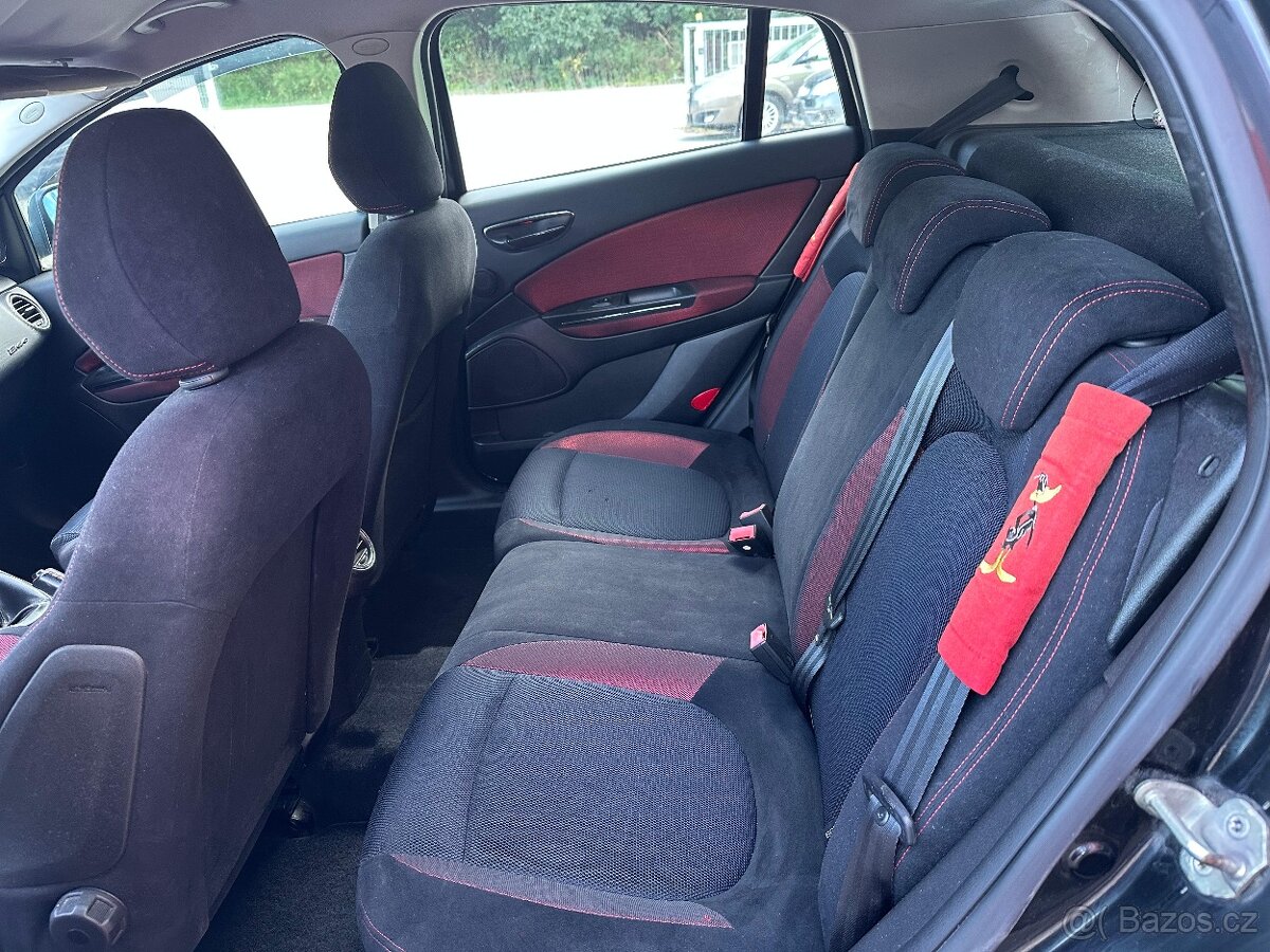 FIAT BRAVO 2.0 Multijet 165k Sport - 12