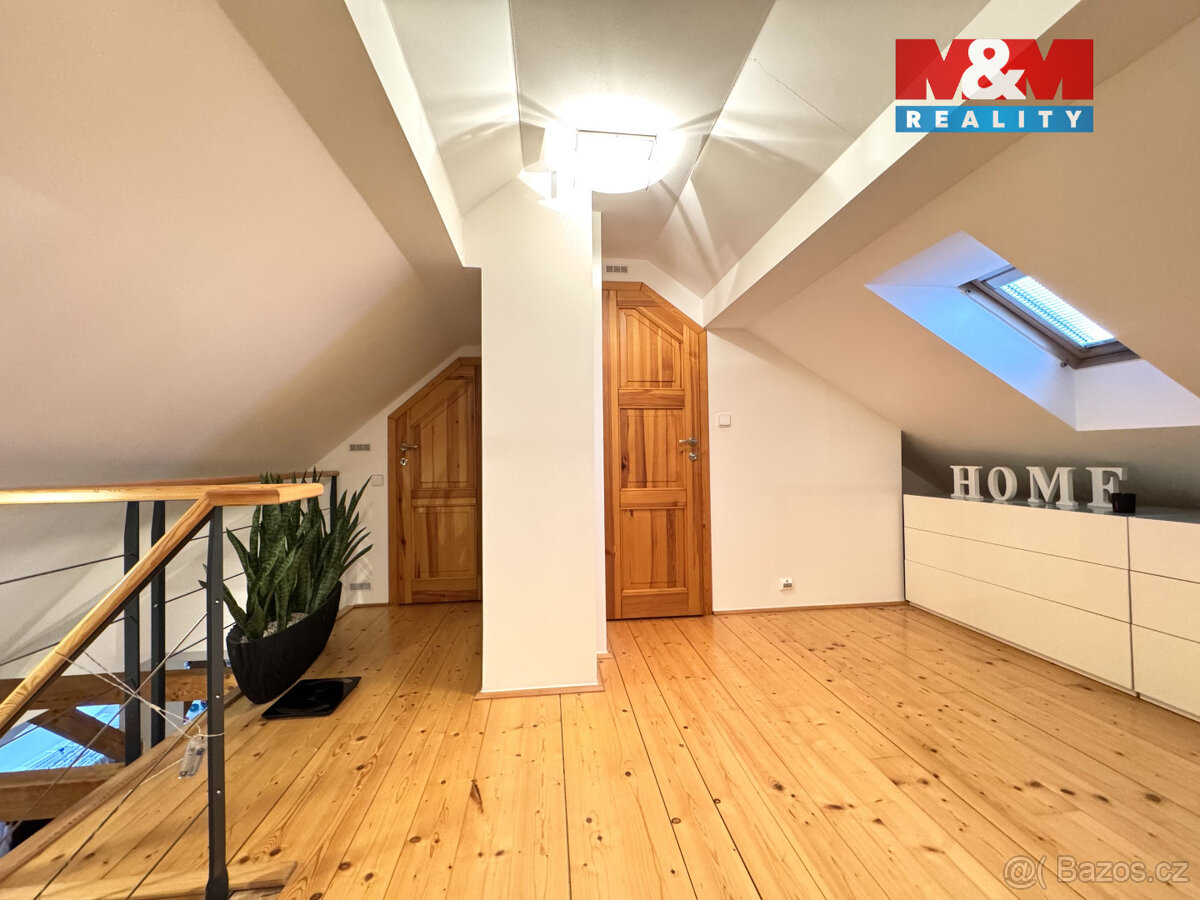 Prodej bytu 2+kk, 114 m², Praha, ul. Za Pohořelcem - 12