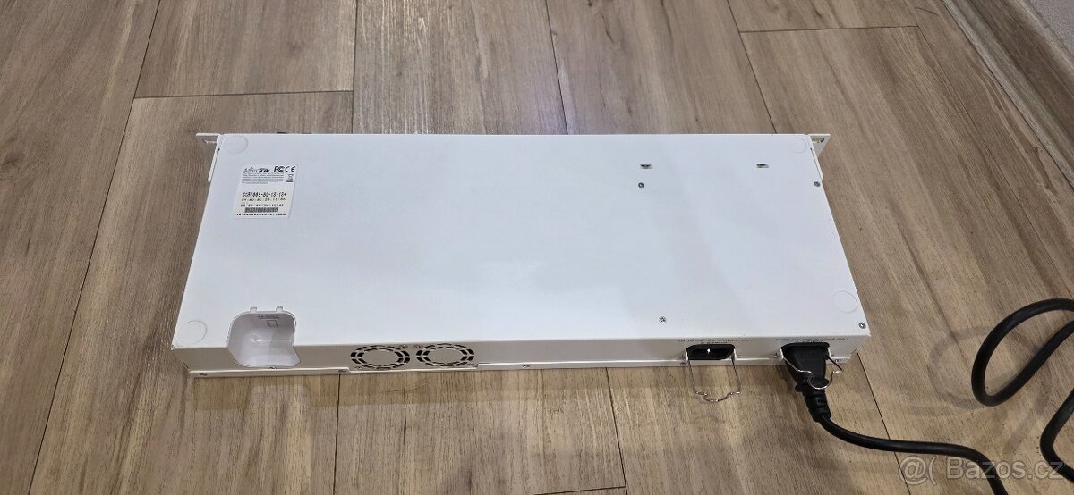 MIKROTIK • CCR1009-8G-1S-1S+ • MikroTik CloudCore Router - 12