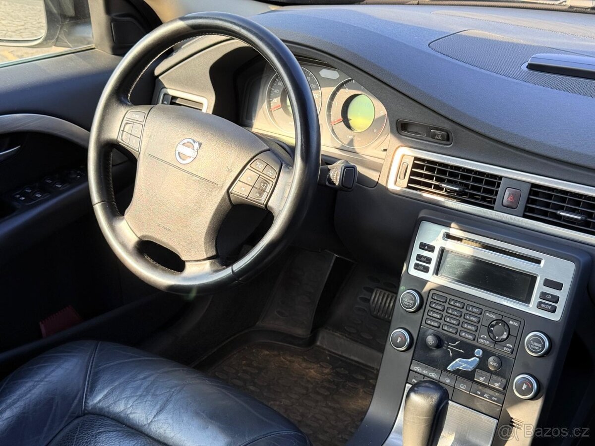 VOLVO S80 2.4D D5 - 12