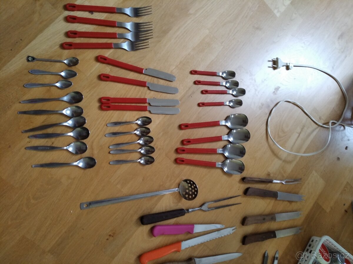 Ruzne veci z domacnosti - 12