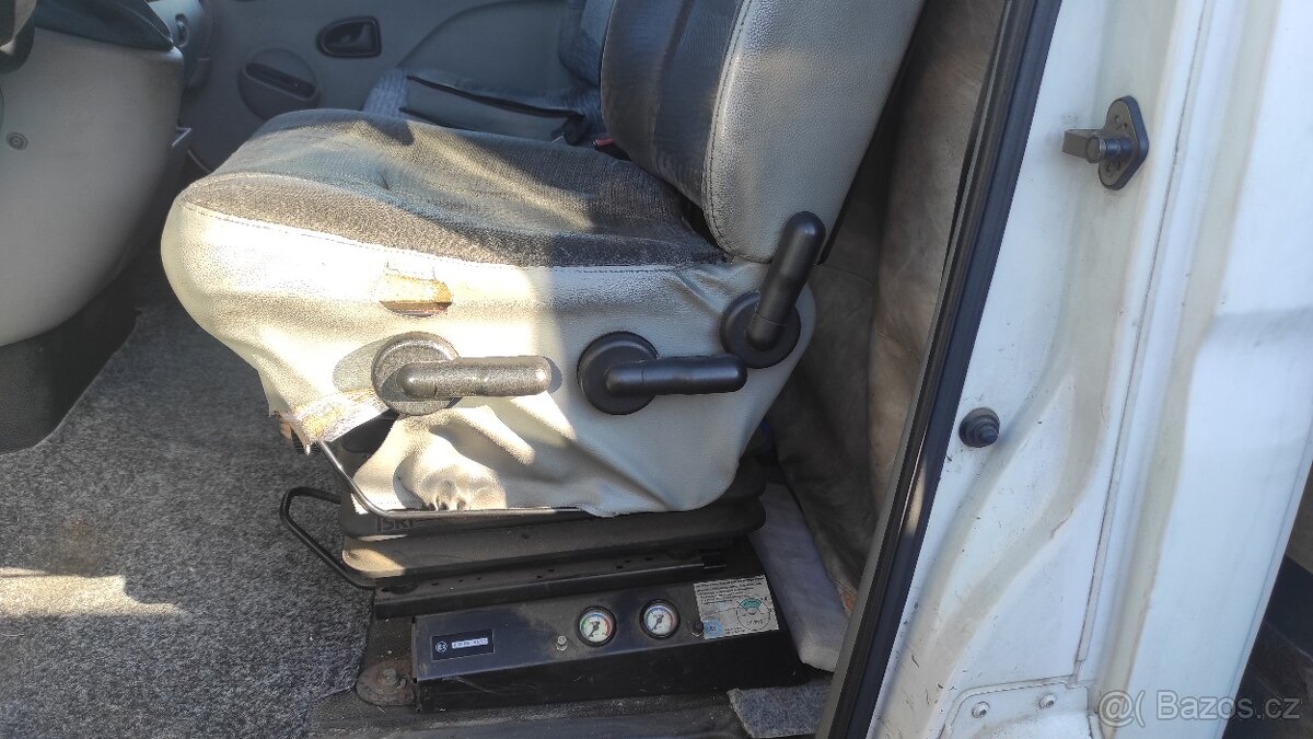 Renault Mascott 120 DXi - 12