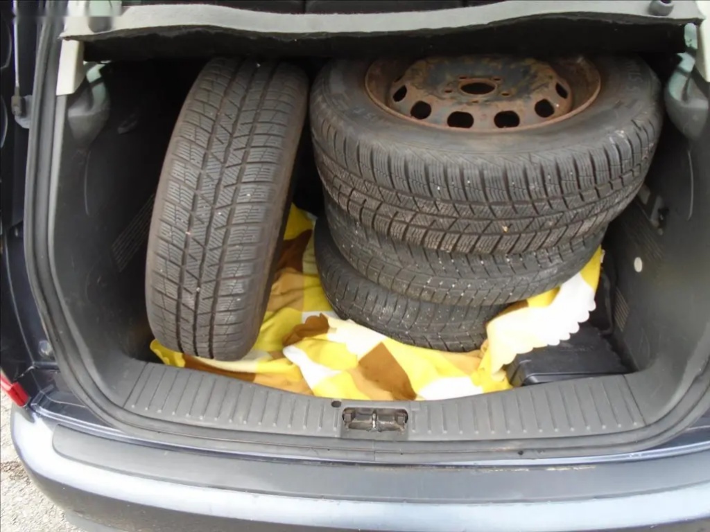 Ford C-MAX, 1,8 Duratec Trend+ 1.8.BENZIN - 12