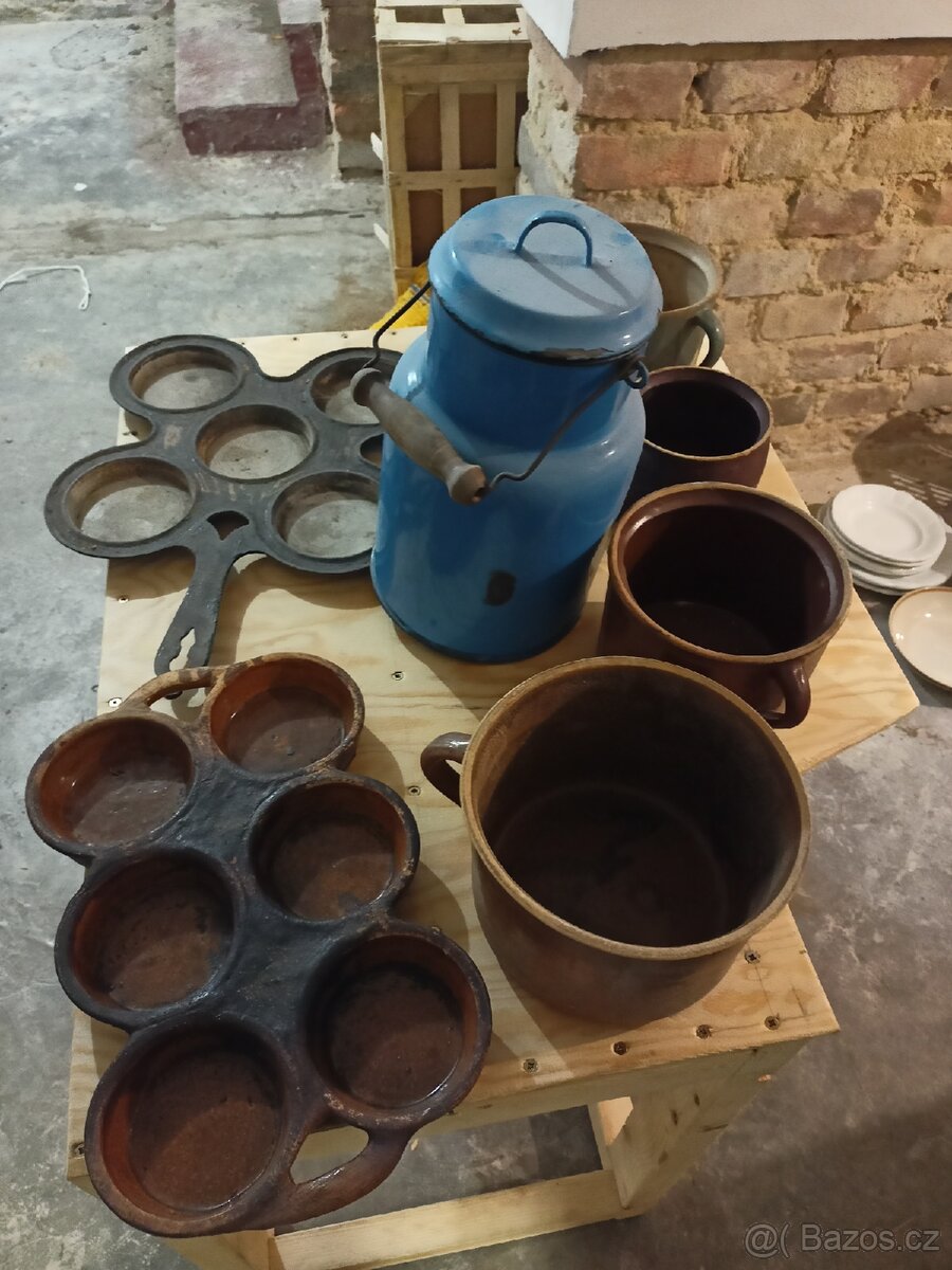Staré nádobí - 12