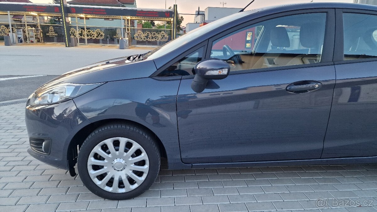 Ford Fiesta benzín r.v. 2014 - Vyjímečný stav - 12