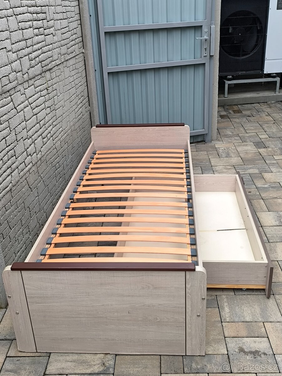 Prodám postel + Matrací ZDARMA - 12