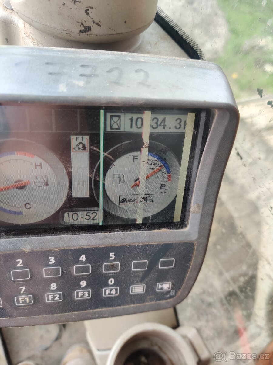 Pásový bagr HITACHI ZX210 LC-3 - 12