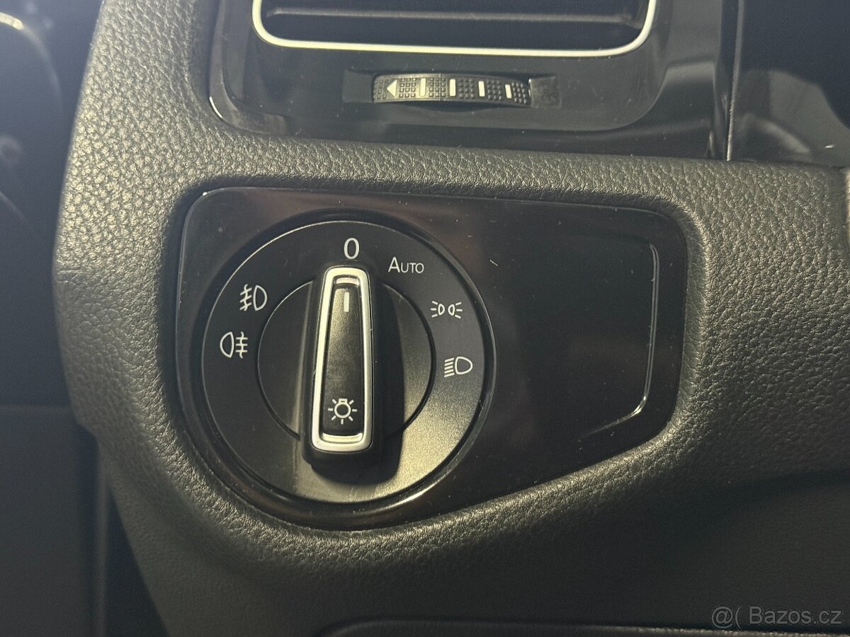 Volkswagen Golf 1,0 TSI 85kW,JOIN,SERVISKA - 12