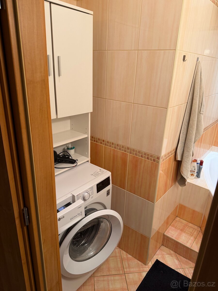 PRONÁJEM BYTU 2+1, 60 m2 s balkonem - 12