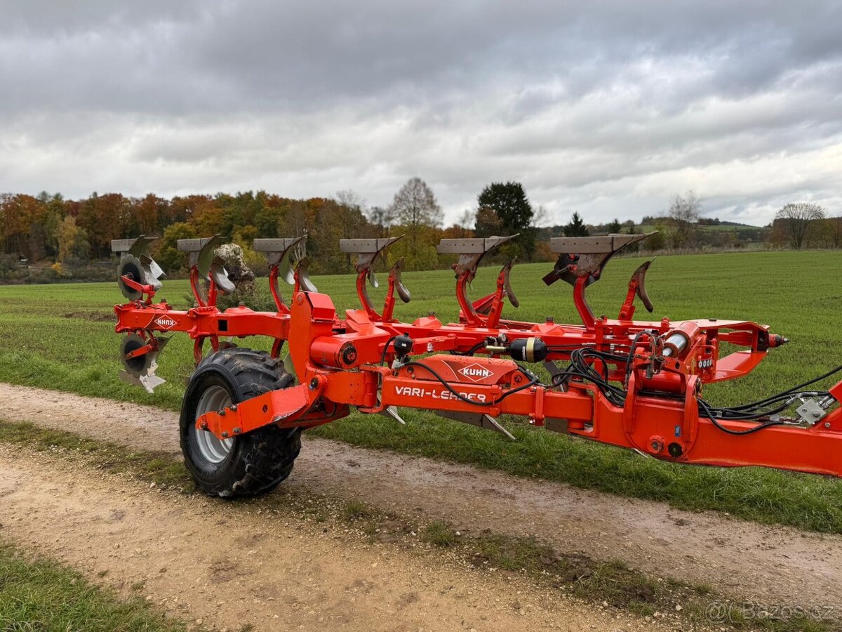 pluh Kuhn Vari Leader hydraulicky jištěný - 12