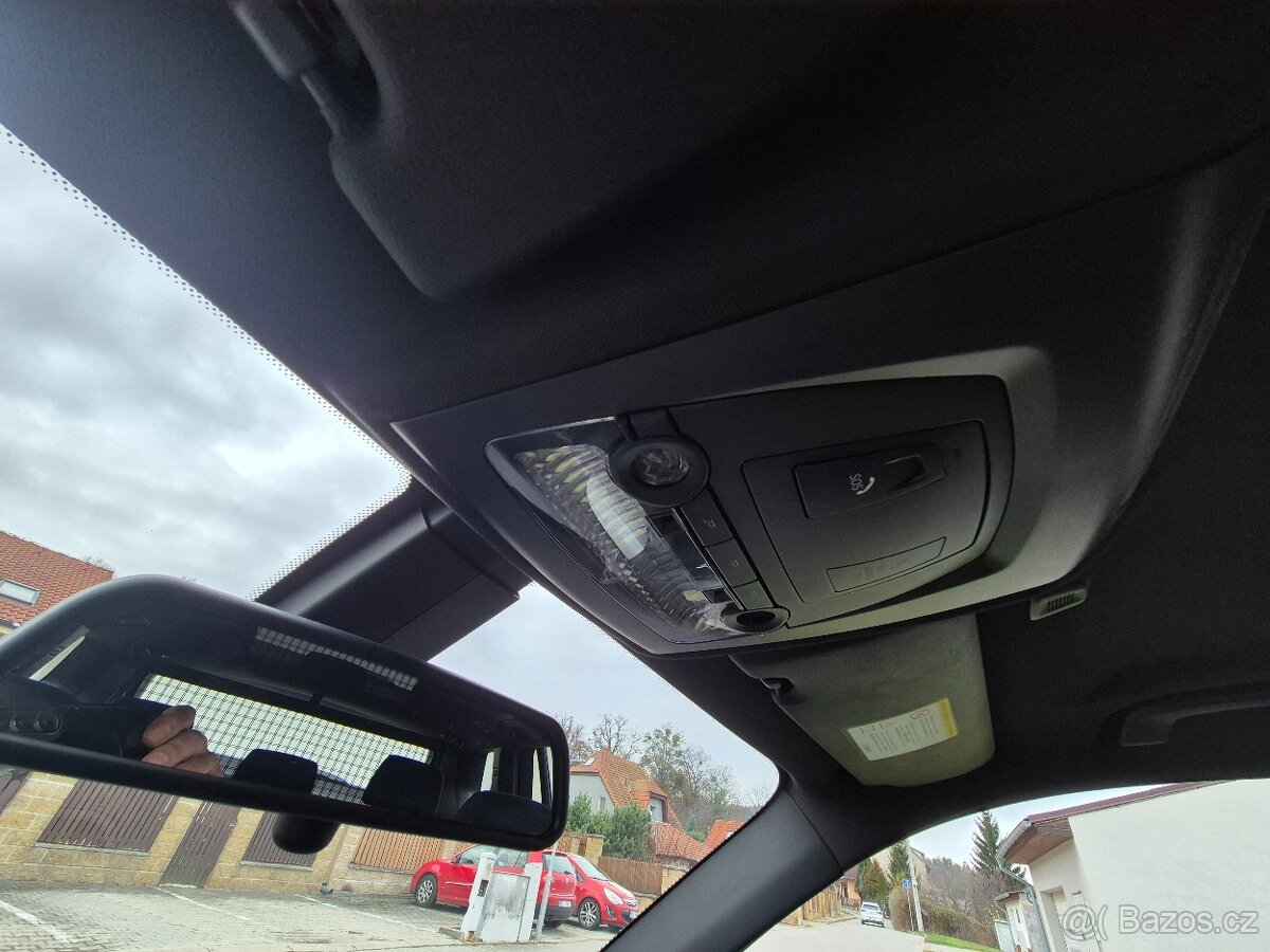 BMW X3, F25,4x4, manuál, 2.0d/135kw - 12