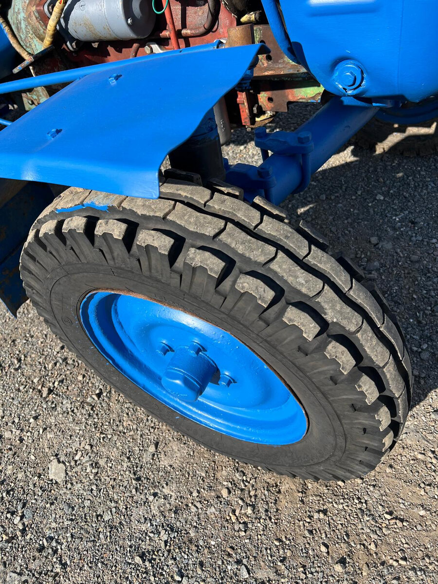 TRAKTOR ZETOR 3011,1966 - 12