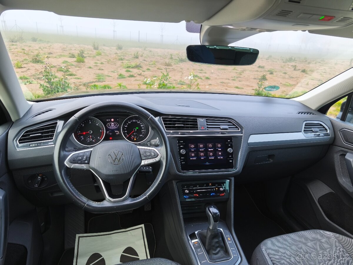 VW Tiguan 2.0 TDI 110 kW / FULL LED / DSG / 10.2020 - 12